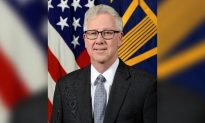 Pentagon Chief of Staff Resigns