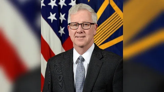 Pentagon Chief of Staff Resigns