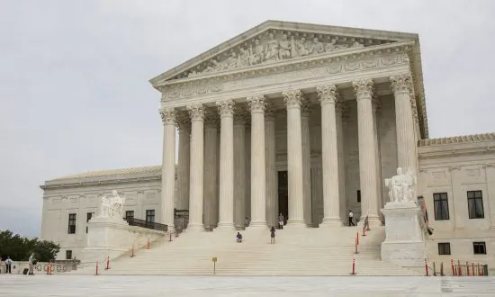 Merck Urges Supreme Court to Toss Osteoporosis Drug Lawsuit