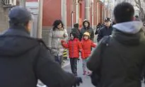 Man Injures 20 Kids with Hammer in Chinese Primary School