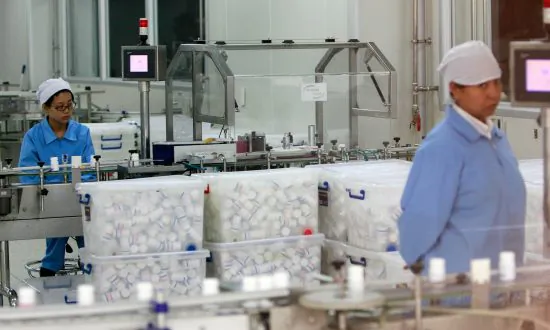 Chinese Health Firm Under Fire for Offering Fraudulent Medical Treatment Abroad