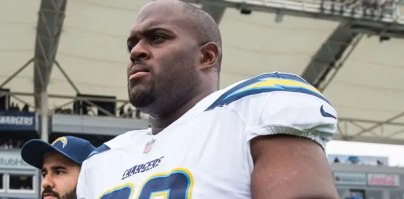 Los Angeles Chargers defensive tackle Brandon Mebane's infant daughter died a week ago (Chargers website)
