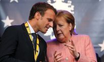 France and Germany Approve Extension of Treaty to Shore Up EU