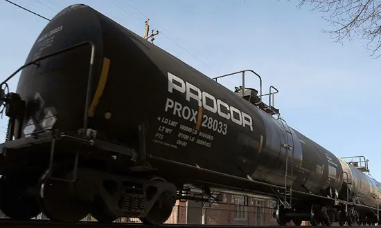 Residents Return to Town After Chemical Train Crash