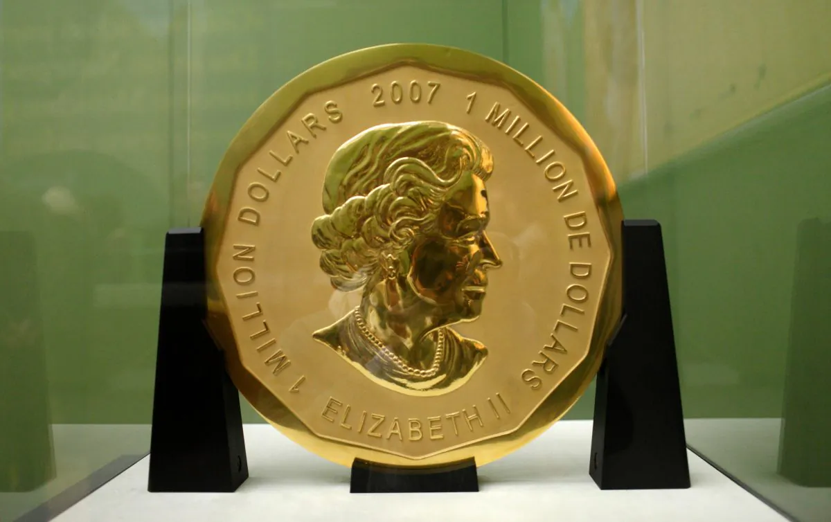 The “Big Maple Leaf” gold coin is seen in a Dec. 8, 2010, file photo. Thieves stole the multi-million-dollar-valued item from a Berlin museum on March 27, 2017. (Marcel Mettelsiefen/AFP/Getty Images)