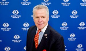 Singer-Songwriter Reinvigorated by Brilliance of Shen Yun Music