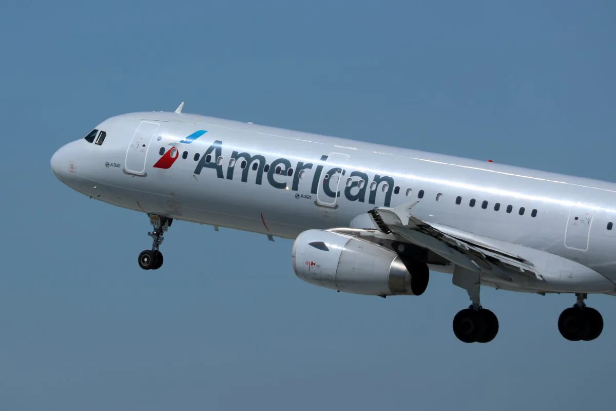 An American Airlines plane takes off from Los Angeles International airport (LAX) in Los Angeles, Calif., on March 28, 2018. (Mike Blake/Reuters)
