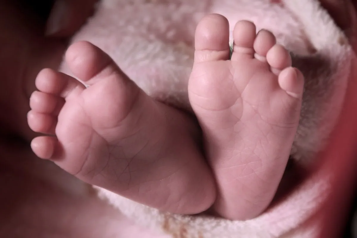 Stock photo of a baby's feet. (Vitamin/Pixabay)