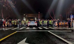 More Than 20,000 Children Injected With Expired Vaccines in Chinese County, Protesting Parents Say