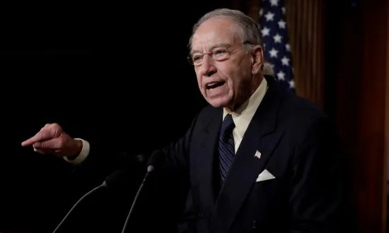 Lighthizer Saw No Progress on US-China Key Trade Issues: Senator Grassley