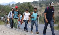 New Migrant Caravan Departs Honduras Amid US Border Security Impasse