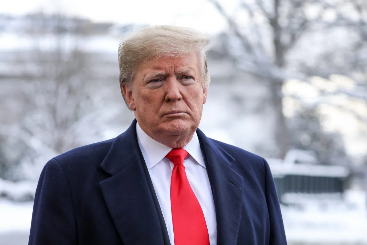 President Donald Trump speaks to reporters on the South Lawn of the White House in Washington on Jan. 14, 2019. (Holly Kellum/NTD)