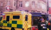 Student Helps to Deliver Baby at Subway Station