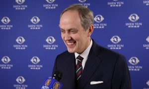 Prince Jean D’Orléans: Shen Yun Invites Us to ‘Escape into another world full of color, poetry, and humor’