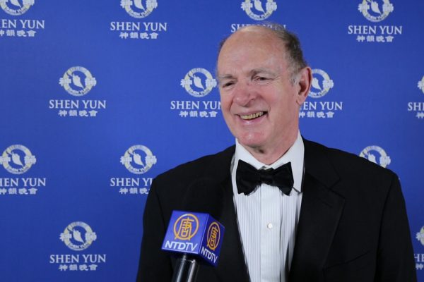 French-American Investor Experiences a Moment of ‘Power and Peace’ With Shen Yun