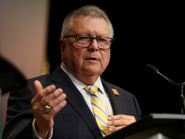 Goodale answers questions from G7 meeting