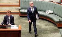 Australia’s Defence Minister Christopher Pyne Announces Official Visit to China