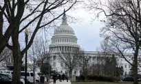 Chinese Media Falsely Reports American Government Shutdown