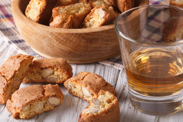 Italian almond biscotti or Cantucci. (Shutterstock)