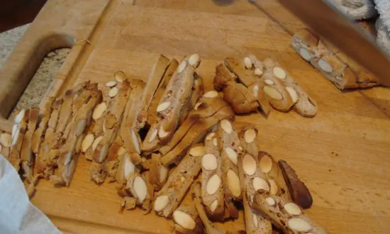 Pepatelli: Italian Almond Cookies