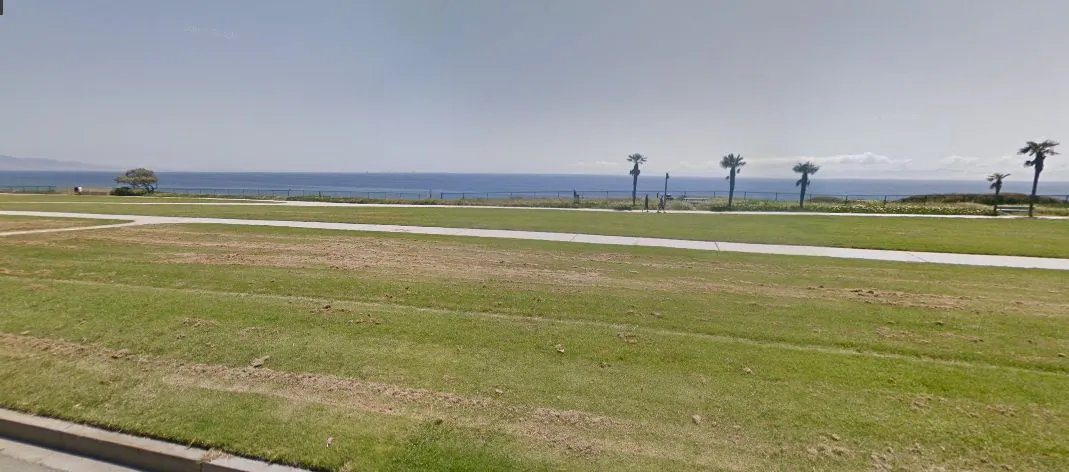 A Google Street photo shows a beach in Santa Barbara (Google Street View)