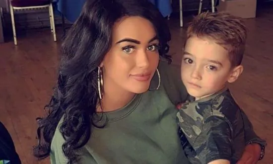 Single Mother Forced to Tell Her 6-Year-Old She’s Dying of Cancer, Starts Fundraiser for a Headstone