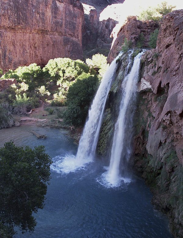 Havasu Creek waterfall