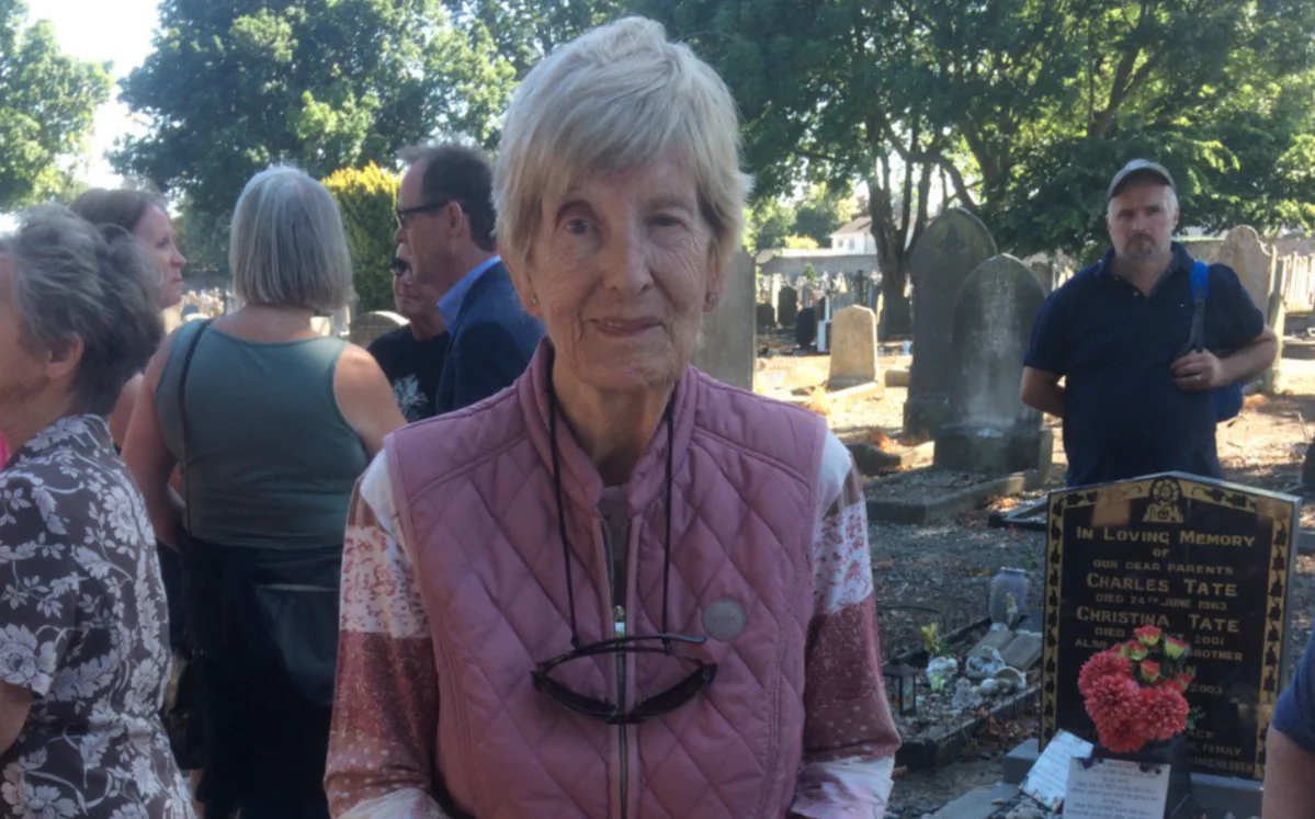 Eileen Macken, 81 started searching for her biological mother when she was 19, she found her only recently. The mother is 103-yr-old now and they expect to meet soon. (Stay With Me Exhibition
@mynamesisbridge/Twitter)