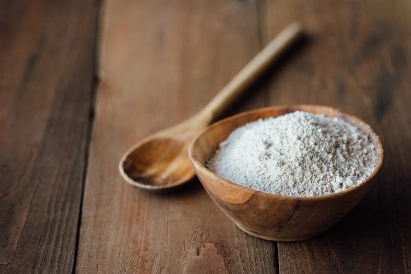 Thicken your natural shampoo with oatmeal flour