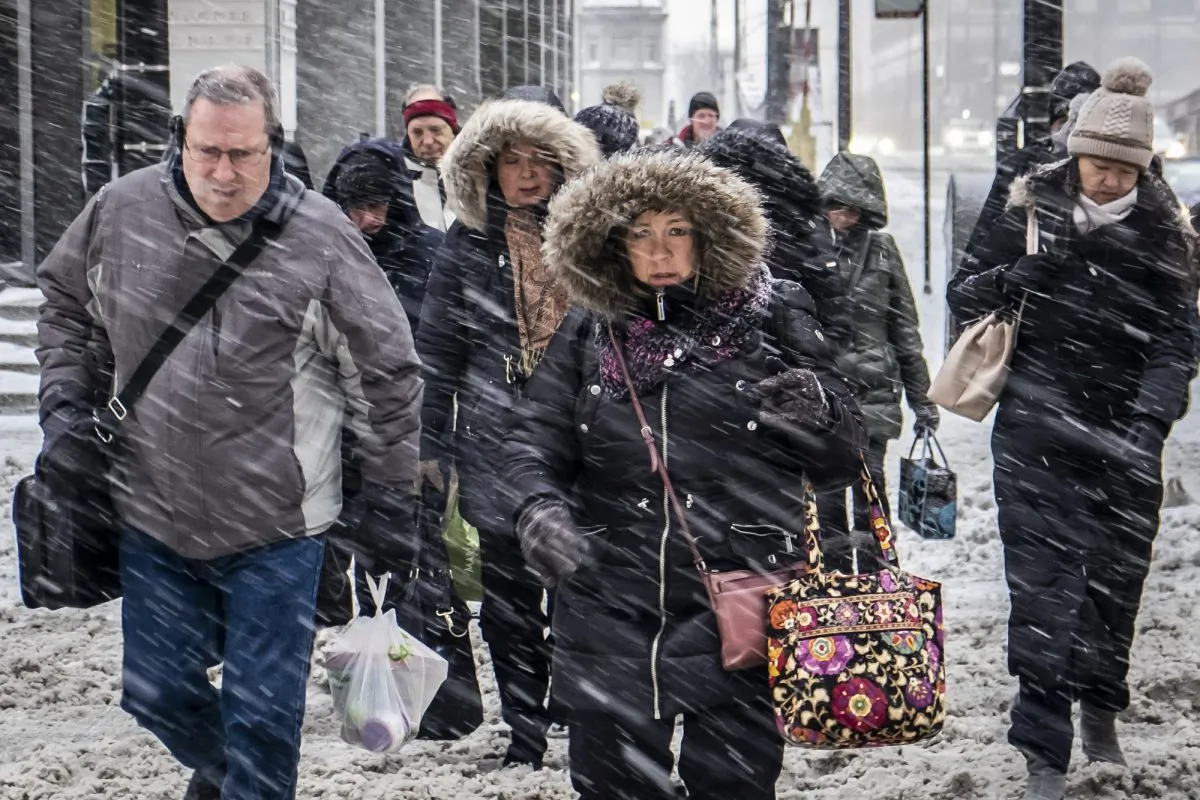 Morning commuters face a tough slog on Wacker Drive in Chicago, on Jan. 28, 2019. (Rich Hein/Chicago Sun-Times via AP)