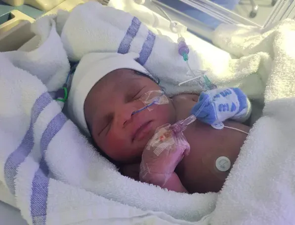 Police are appealing to the mother of the newborn, pictured, who was abandoned in freezing temperatures. (Met Police)
