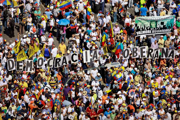 Opposition supporters take part in a rally against Venezuelan President Nicolas Maduro's government in Caracas, Venezuela ,on February 2, 2019. (Adriana Loureiro/REUTERS)