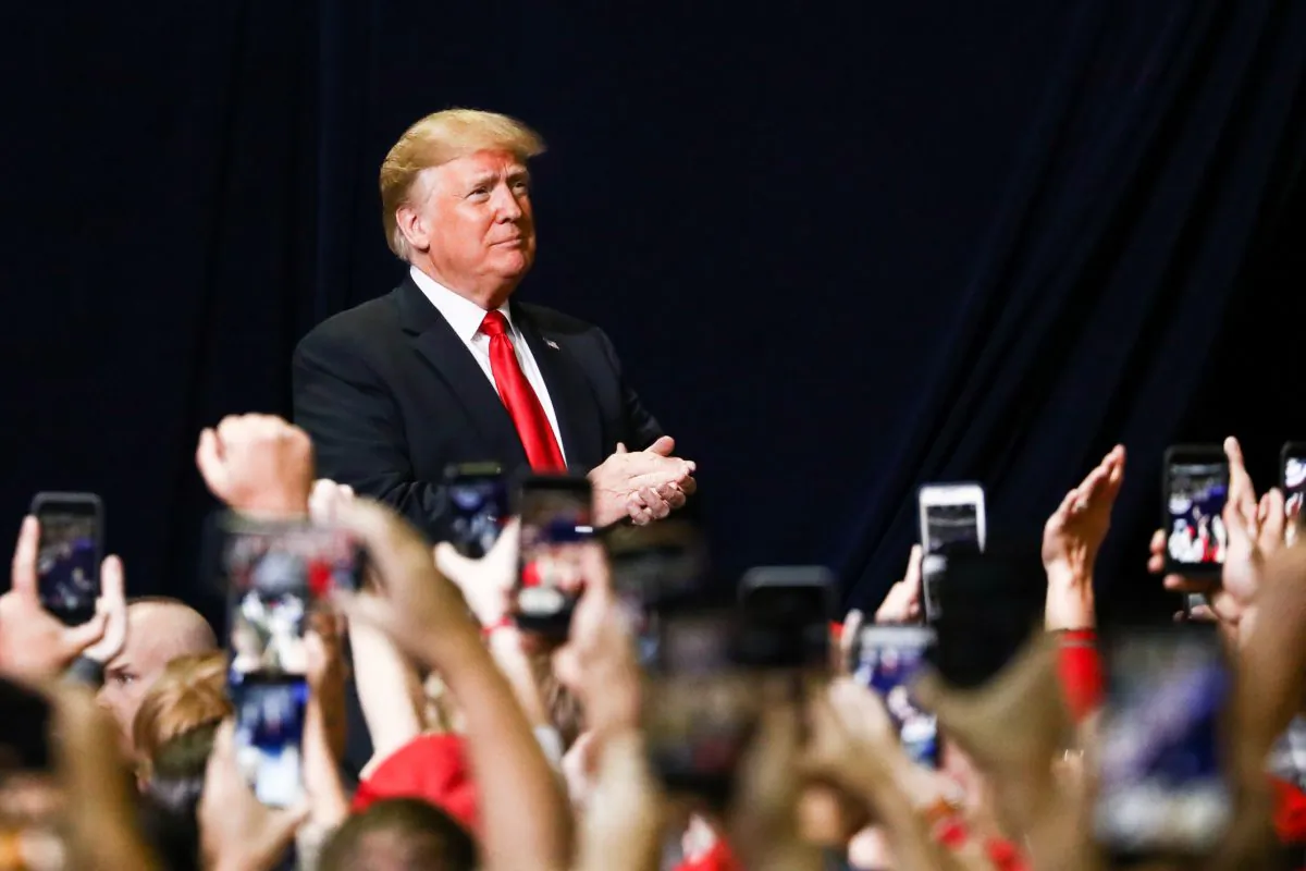 President Donald Trump at a Make America Great Again rally in Chattanooga, Tenn., on Nov. 4, 2018. (Charlotte Cuthbertson/The Epoch Times)