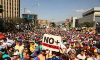 Venezuelan Opposition Continues to Gather Momentum