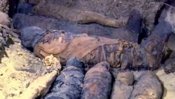mummies found in egypt6