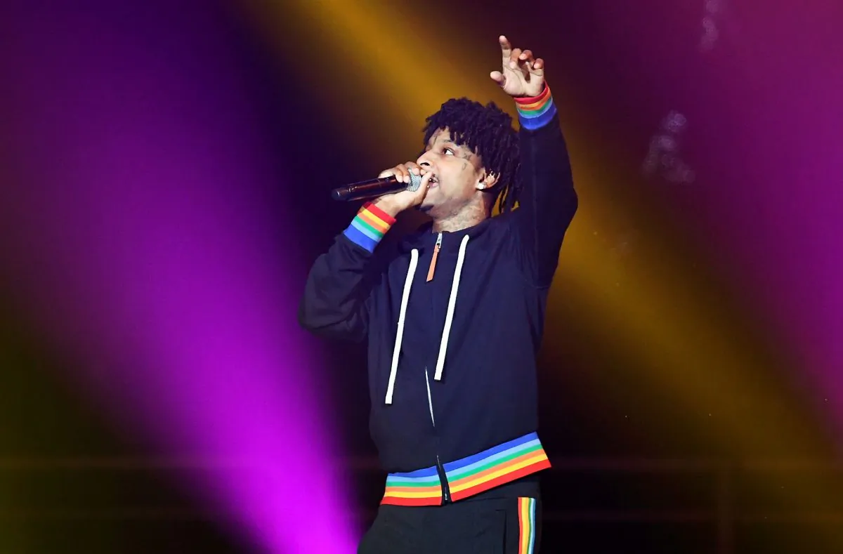 21 Savage performs onstage during Bud Light Super Bowl Music Fest / EA SPORTS BOWL at State Farm Arena in Atlanta, Georgia. (Kevin Winter/Getty Images for Bud Light Super Bowl Music Fest / EA SPORTS BOWL)