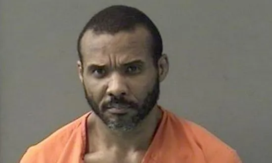 Video Aids Recapture of Mma Fighter Suspected in Killings