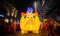 Videos of the Day: Asia Welcomes Year of the Pig With Banquets, Temple Visits