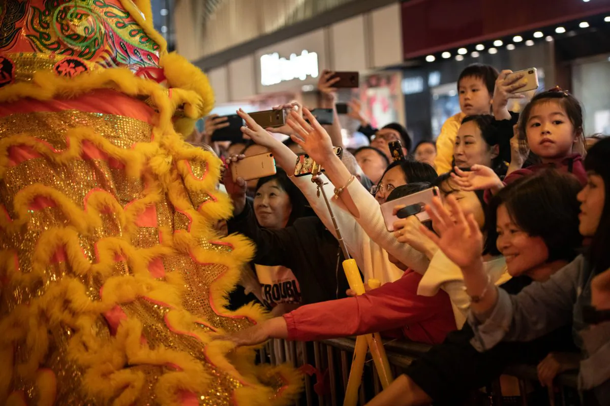 Hong Kong Cheung Keung Martial Arts Association performance during the Cathay Pacific International Chinese New Year Night Parade in Hong Kong on Feb. 5, 2019. (Ivan Abreu/Getty Images for Hong Kong Tourism Board)