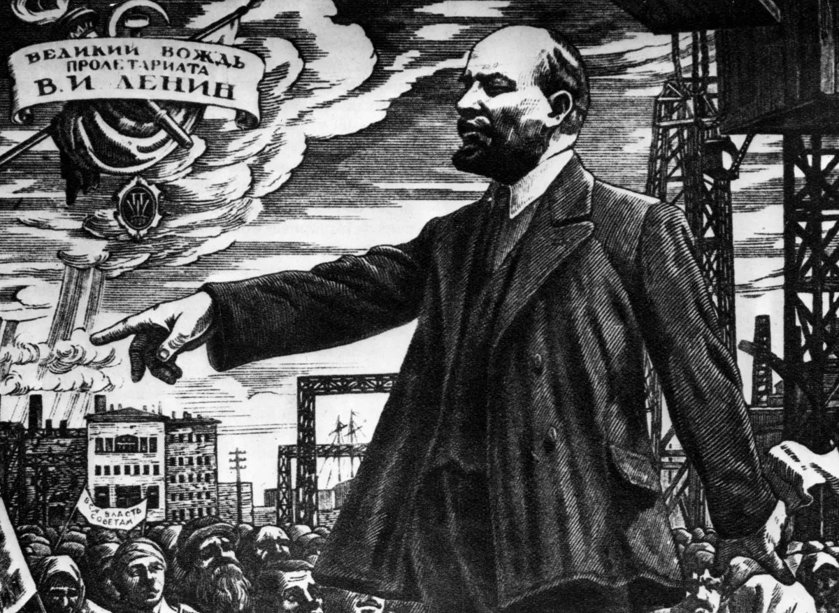 Russian revolutionary leader Vladimir Ilyich Lenin (1870–1924) addressing a crowd during the Russian revolution, circa 1917. (Hulton Archive/Getty Images)