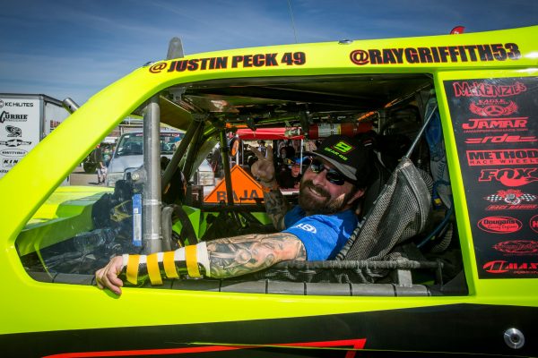 Peck in his car