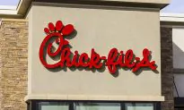 WWII Vet Pays Forward $1,500 Worth of Chick-fil-A Meals to Military Families