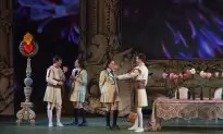 ‘Così Fan Tutte’: Mozart’s School for Lovers Returns to Canadian Opera Company Stage