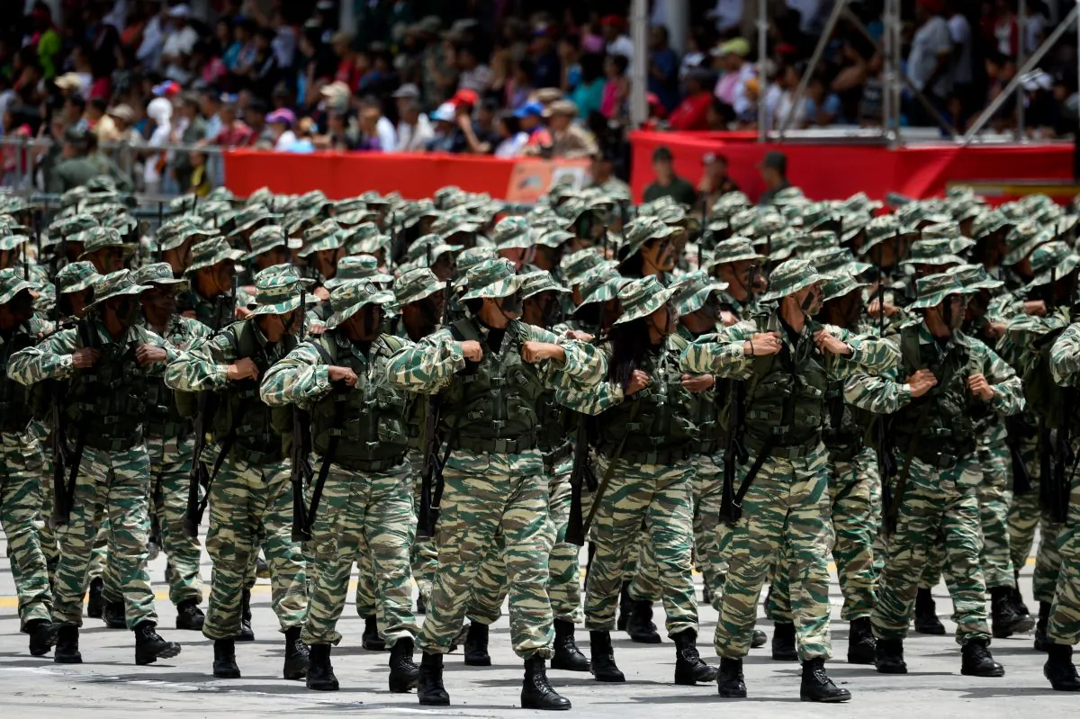 Members of the Bolivarian militia take part in a military parade to celebrate the 207th anniversary of the Venezuelan Independence in Caracas on July 5, 2018. (FEDERICO PARRA/AFP/Getty Images)
