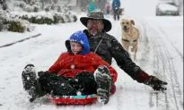 Snowstorm Buries Pacific Northwest, With More on the Way