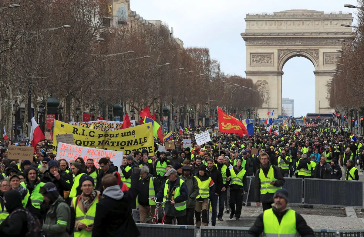 Protesters in a demonstration by the 'yellow vests' movement in Paris on Feb. 9, 2019. (Gonzalo Fuentes/Reuters)