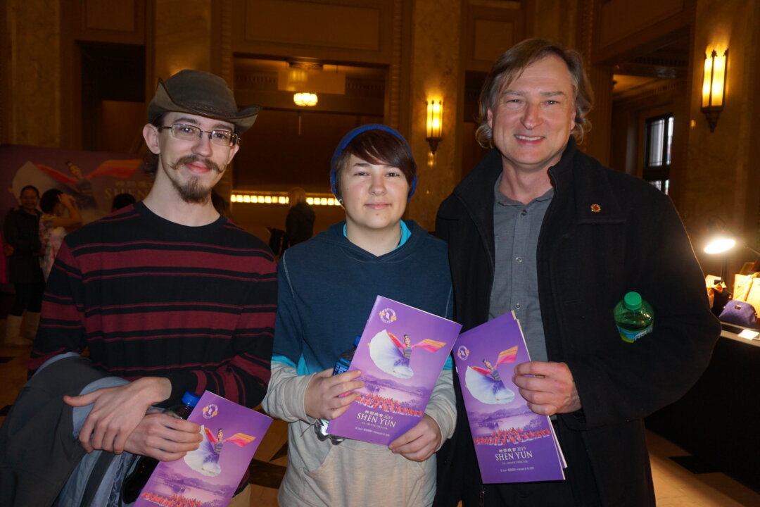 Patrick Girten and his family enjoyed Shen Yun Performing Arts at the Stifel Theatre in St. Louis on Feb. 10, 2019. (Stacey Tang/The Epoch Times)