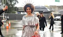 Singer Dresses as Border Wall Complete With Barb Wire at Grammys