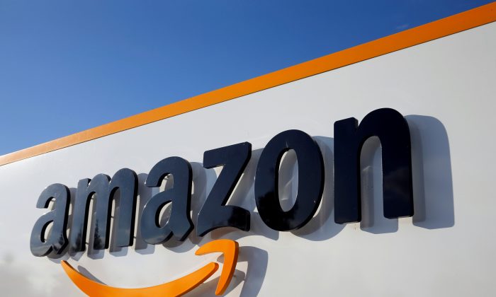 Amazon Bans Police Use of Its Facial Recognition Software for One Year