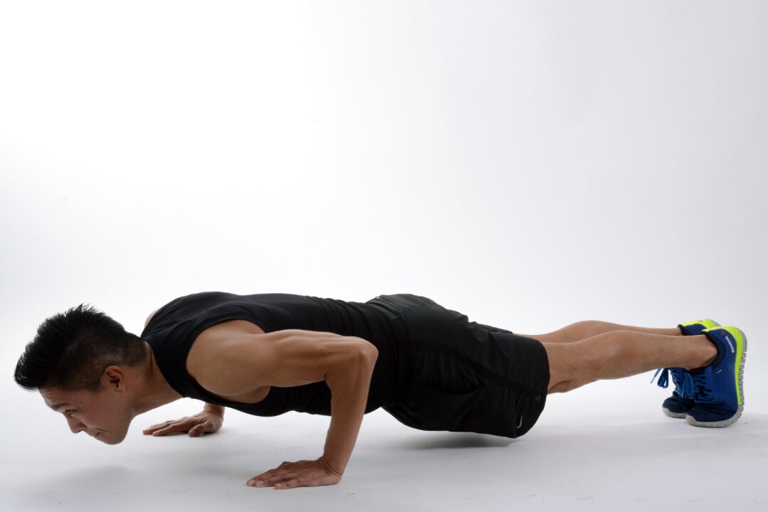 Push-ups can provide a quick way to assess overall physical fitness and identify the possible risk of heart disease. (Pexels)
